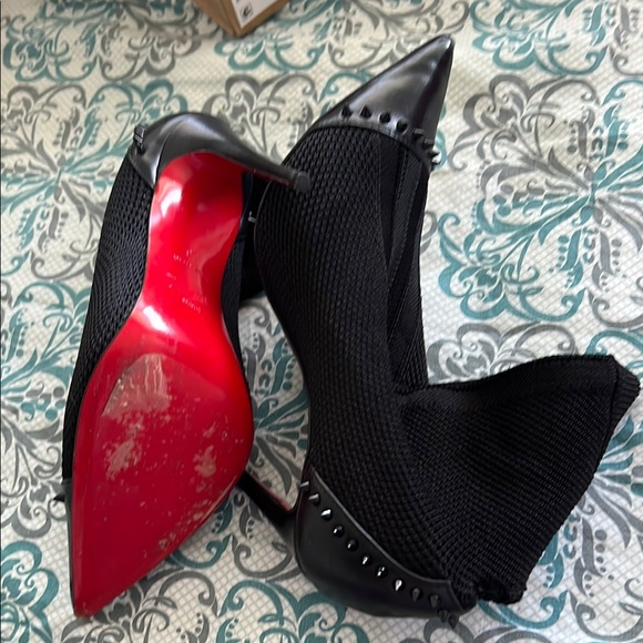 Elegant Black Stiletto Heels